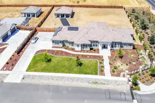 3100 Saffron Ln, Roseville, CA 95747 - Photo 6