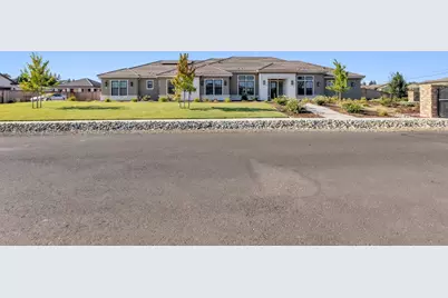 3100 Saffron Lane, Roseville, CA 95747 - Photo 4