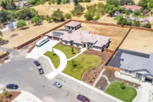 3180 Saffron Ln, Roseville, CA 95747 - Photo 8