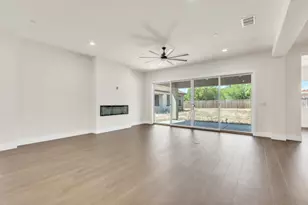 3180 Saffron Ln, Roseville, CA 95747 - Photo 14