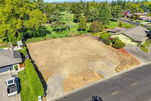 26894 Middle Golf Dr, El Macero, CA 95618 - Photo 2