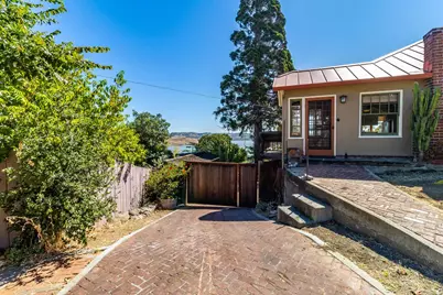 240 Alexander Street, Crockett, CA 94525 - Photo 2