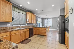 1986 Branding Iron Way, Plumas Lake, CA 95961 - Photo 6