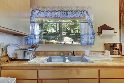 351 Silvertip Springs Drive, Strawberry Valley, CA 95981 - Photo 8