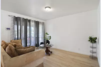 6038 Fruitridge Road, Sacramento, CA 95820 - Photo 6