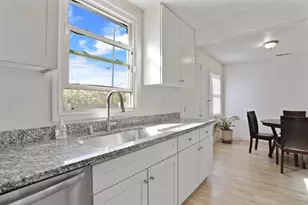 6038 Fruitridge Rd, Sacramento, CA 95820 - Photo 4