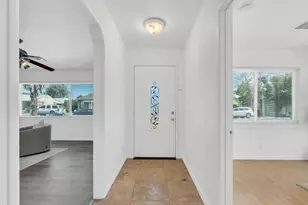 613 W 13th St, Antioch, CA 94509 - Photo 2