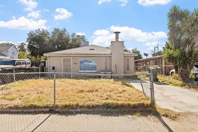 712 S Santa Cruz Avenue, Modesto, CA 95354 - Photo 1