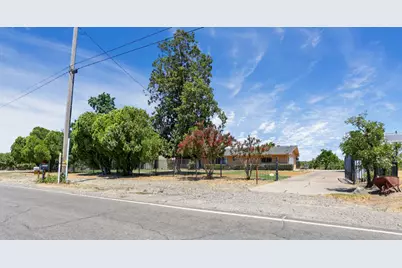 8275 E Orchard Road, Acampo, CA 95220 - Photo 1