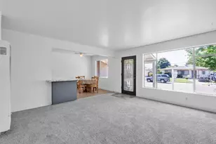 5849 67th St, Sacramento, CA 95824 - Photo 6