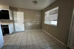 5009 Estates Dr, Modesto, CA 95357 - Photo 6