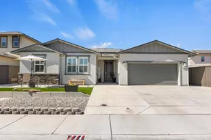 953 Ayers Ln, Galt, CA 95632 - Photo 1