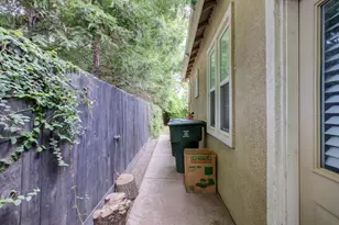 1709 Thomas Ct, Modesto, CA 95355 - Photo 34