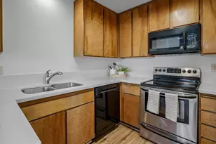 1519 Hood Rd, Sacramento, CA 95825 - Photo 2