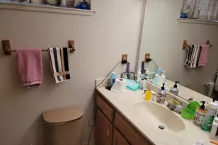 7407 Sunborough Ln, Sacramento, CA 95828 - Photo 16