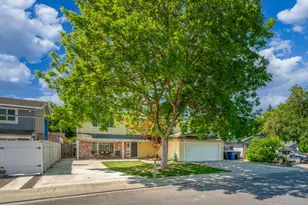 2104 Golden Leaf Ct, Modesto, CA 95355 - Photo 10