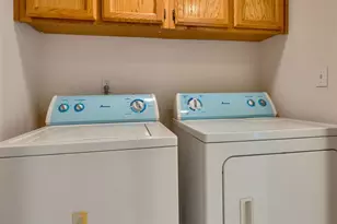 4840 Dover Ln, Sacramento, CA 95842 - Photo 12