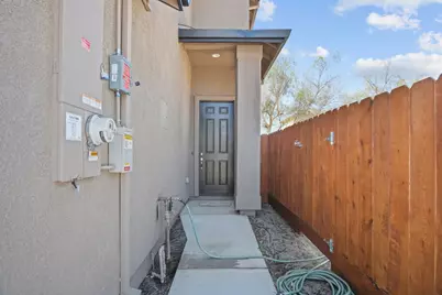 2191 Canal Farm Lane, Los Banos, CA 93635 - Photo 4