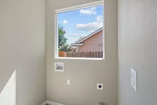 2191 Canal Farm Ln, Los Banos, CA 93635 - Photo 16