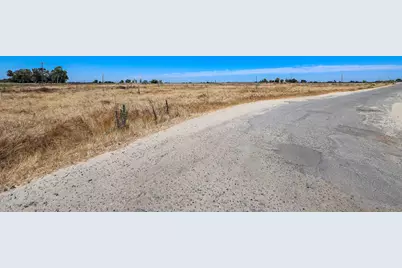 1777 Bird, Livingston, CA 95334 - Photo 26