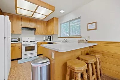 28549 S Stan Court, Strawberry, CA 95375 - Photo 12