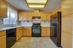 6348 Laguna Mirage Ln, Elk Grove, CA 95758 - Photo 6