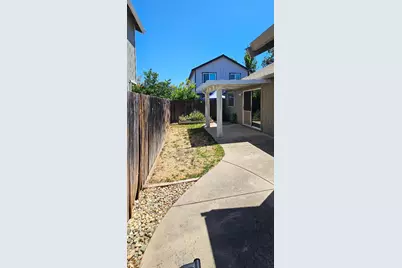 6348 Laguna Mirage Lane, Elk Grove, CA 95758 - Photo 32
