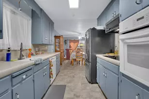 36 Lynda Ave, Stockton, CA 95207 - Photo 8