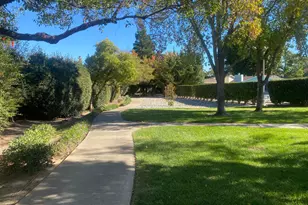 7566 Sunmore Ln, Sacramento, CA 95828 - Photo 42