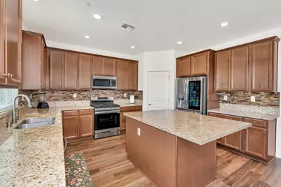 1856 Morro Court, Los Banos, CA 93635 - Photo 2