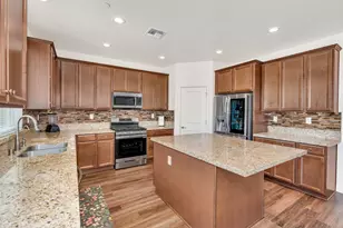1856 Morro Ct, Los Banos, CA 93635 - Photo 2