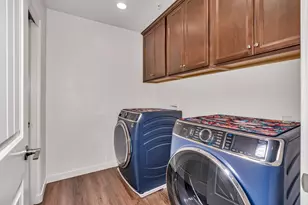 1856 Morro Ct, Los Banos, CA 93635 - Photo 20