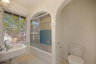 3717 M St, Sacramento, CA 95816 - Photo 32