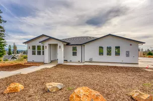 1065 Fairview Dr, Paradise, CA 95969 - Photo 8