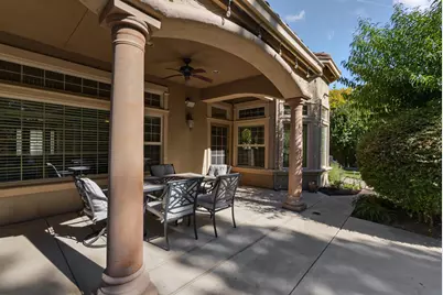 2575 Kensington Court, Turlock, CA 95382 - Photo 36