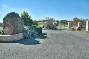 9775 Creekside Dr, Coulterville, CA 95311 - Photo 2