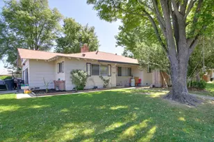 7325 Arleta Ct, Sacramento, CA 95823 - Photo 16