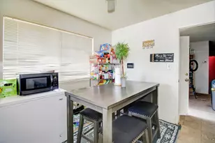 7325 Arleta Ct, Sacramento, CA 95823 - Photo 6