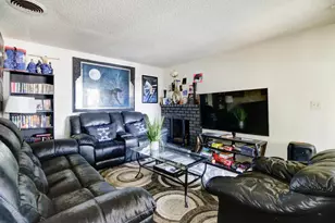 7325 Arleta Ct, Sacramento, CA 95823 - Photo 4