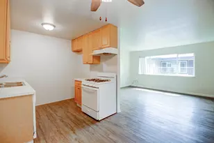 7335 Arleta Ct, Sacramento, CA 95823 - Photo 12