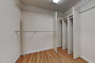 8045 Arroyo Vista Dr, Sacramento, CA 95823 - Photo 16