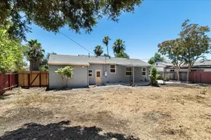 2327 E Acacia St, Stockton, CA 95205 - Photo 36