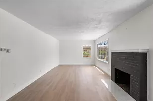 2327 E Acacia St, Stockton, CA 95205 - Photo 16