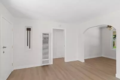 2327 E Acacia Street, Stockton, CA 95205 - Photo 18