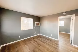 796 Lampasas Ave, Sacramento, CA 95815 - Photo 6
