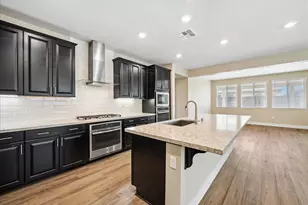 7040 Orbital Ln, Roseville, CA 95747 - Photo 10