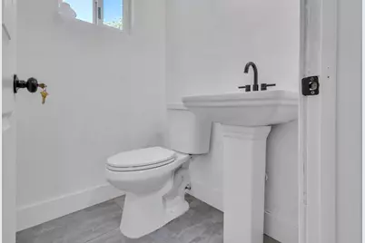 1044 S Anteros Avenue, Stockton, CA 95215 - Photo 40