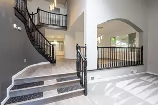 5400 Lawnview Way, Elk Grove, CA 95758 - Photo 8
