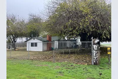 15238 Sunset Drive, Livingston, CA 95334 - Photo 2