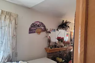 8252 Center Pkwy, Sacramento, CA 95823 - Photo 10